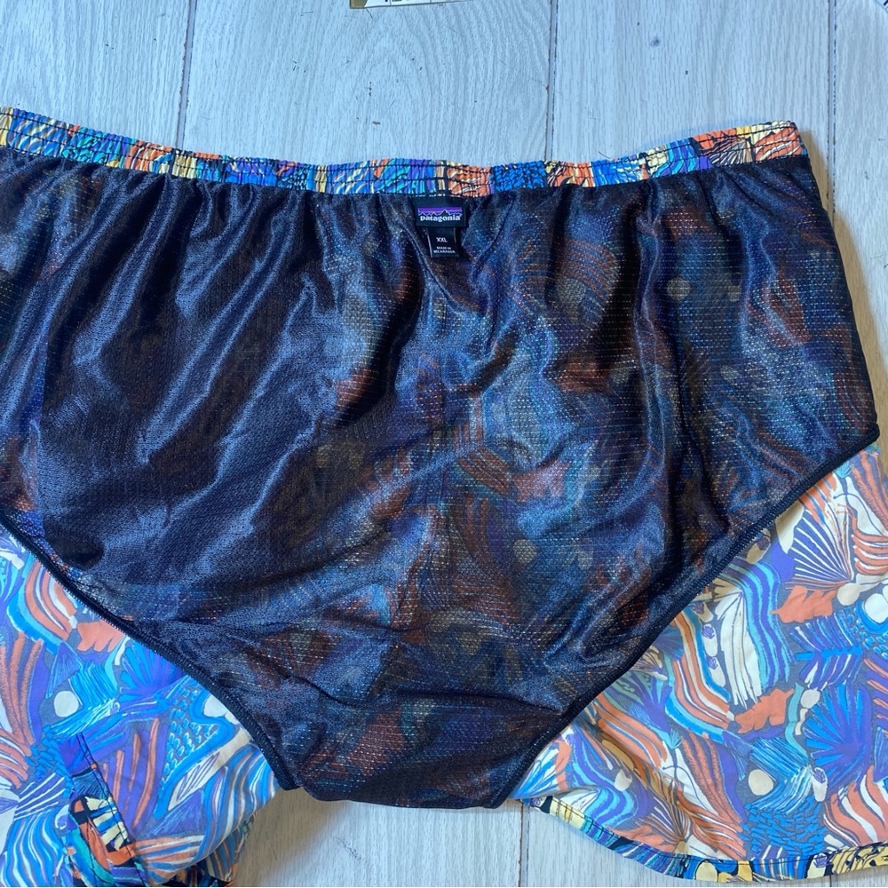 Patagonia Women's 5" Baggies Shorts (Joy: Pitch Blue) XXL NWOT! - Picture 4 of 11